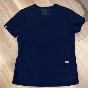 FIGS Women's Navy Casma Top